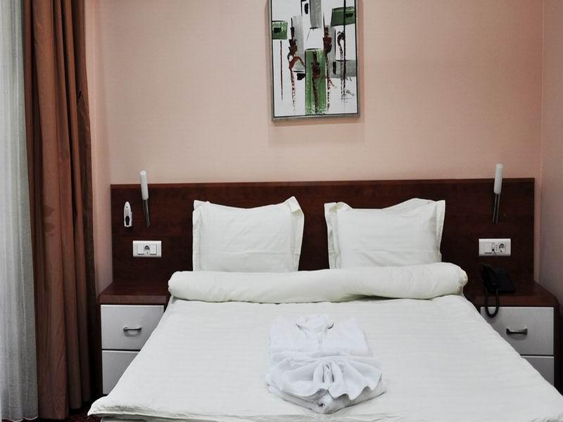 Hotel Royal Pristina Zimmer foto